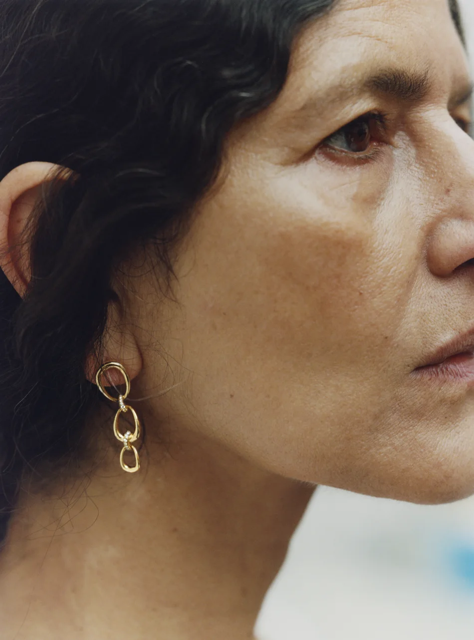 George Jason Organik Çizgileri Yeniden Yaratıyor